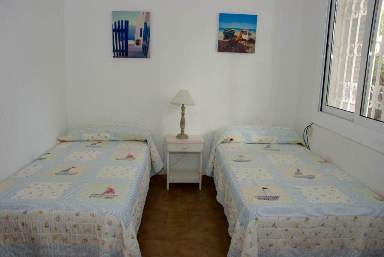 Villa Cala De La Mora Torredembarra Exteriör bild