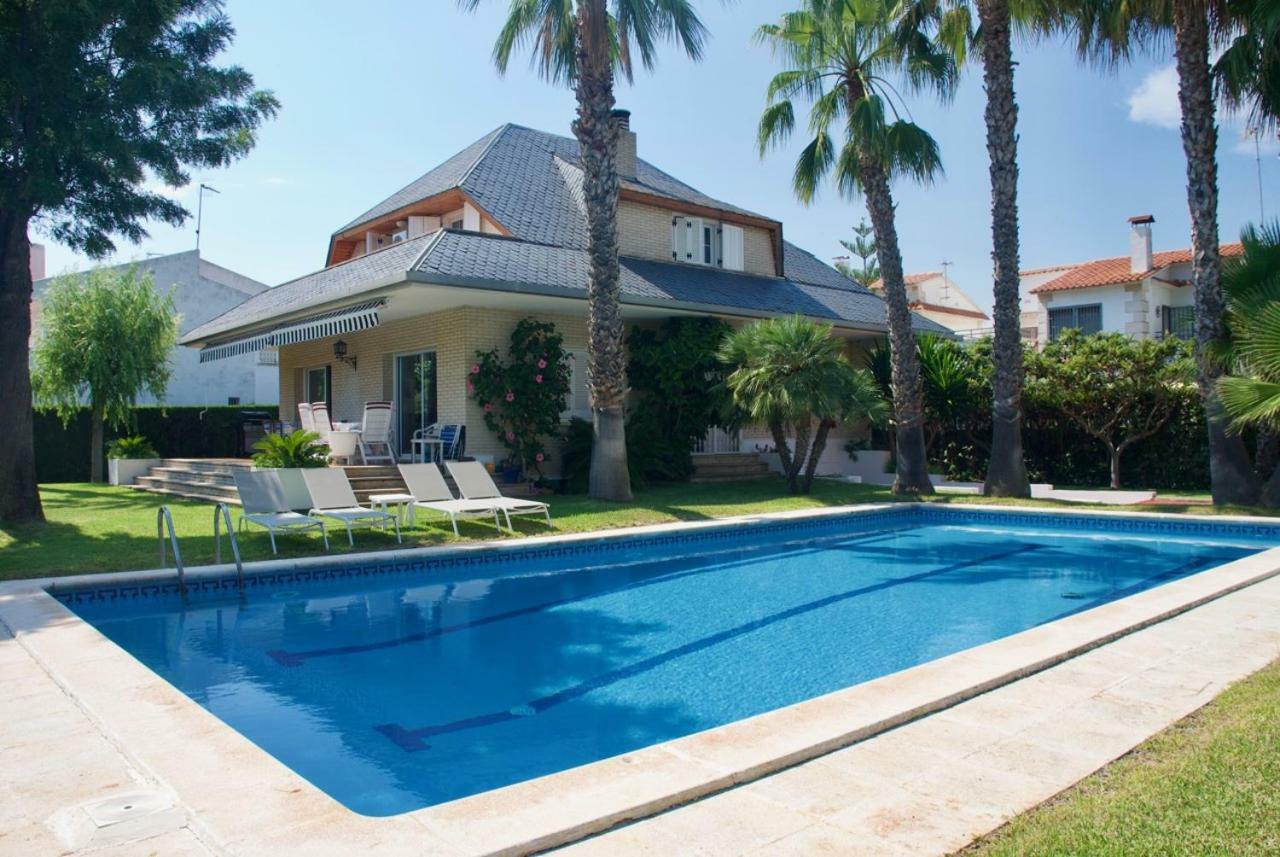 Villa Cala De La Mora Torredembarra Exteriör bild